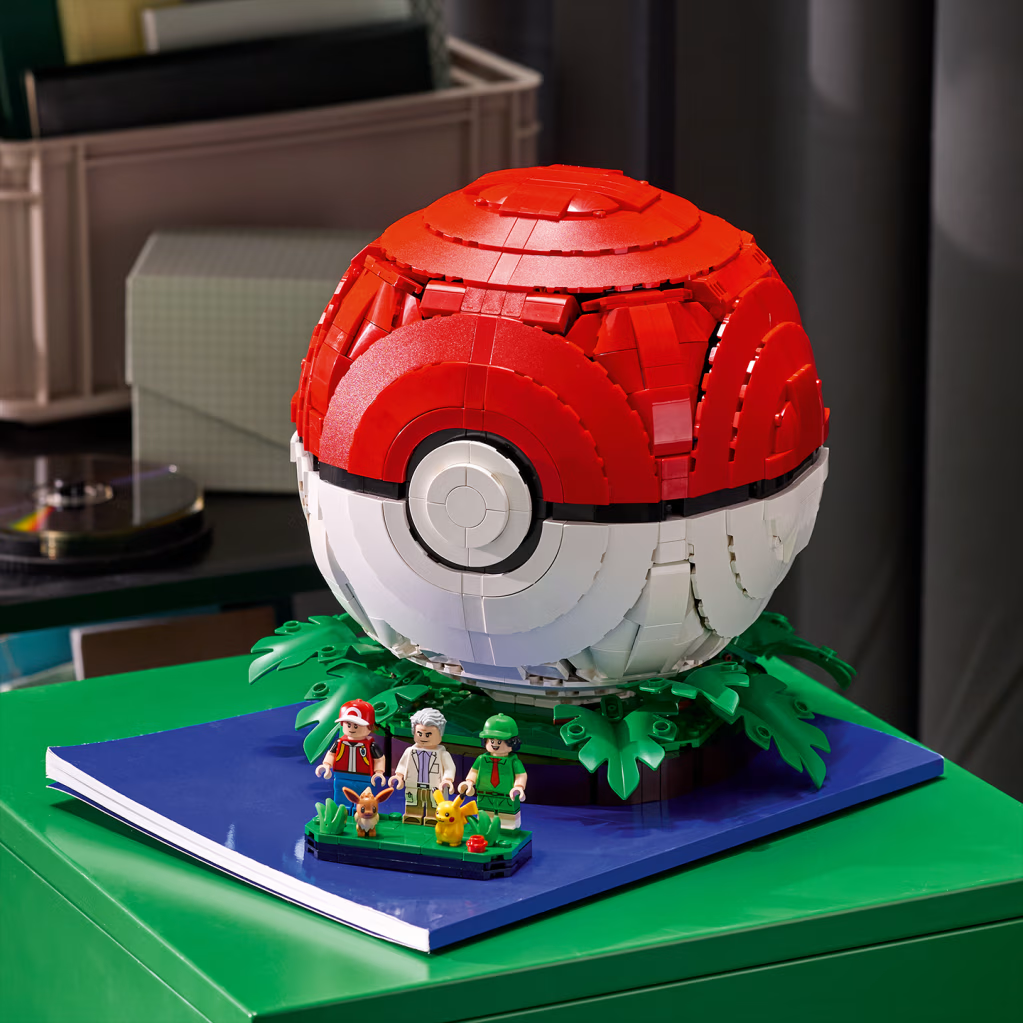LEGO Pokémon lanza una Poké Ball armable con más de 2.300 piezas 6 image 63