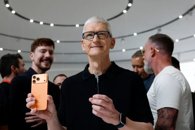 ¿Apple tendrá un iPhone hecho de cristal? Esto es lo que se sabe 1 Apple