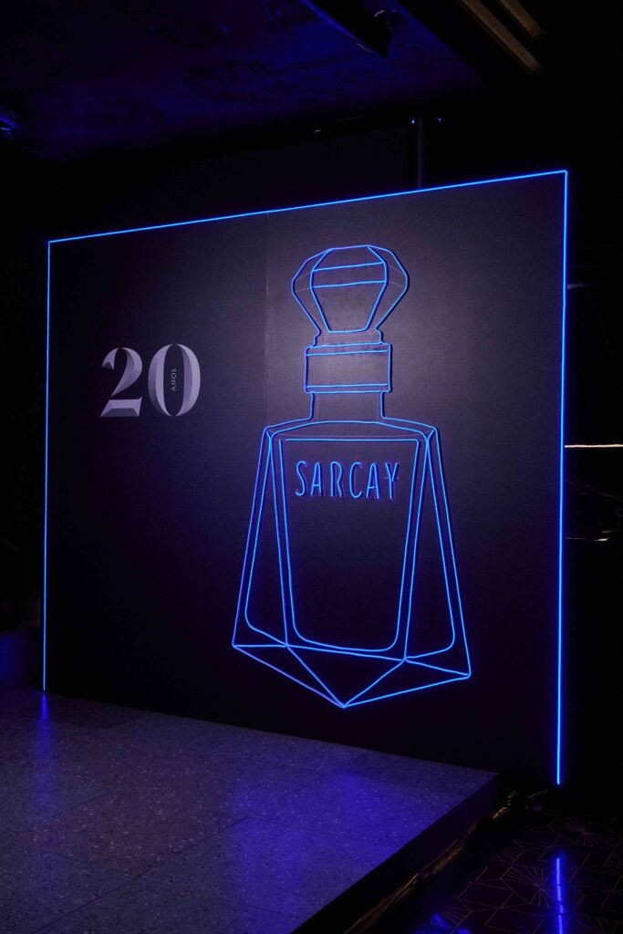 Sarcay celebra 20 años con una edición de colección inspirada en el “diamante líquido” 4 DU7A7669 1