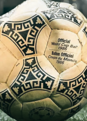 MercadoNegro 22 Subastan el balón de la "Mano de Dios" de Maradona por US$3,35 millones