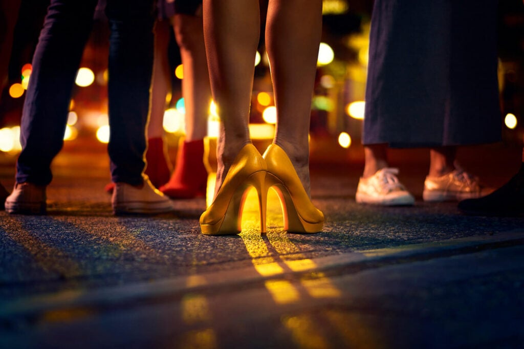 McDonald's convierte escenas de la noche en una campaña de sus locales 24 horas 3 McDonalds Mac Your Night 1