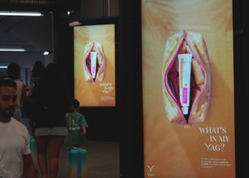 Vagisil convierte el trend “What’s in my bag?” en una campaña para hablar del bienestar íntimo