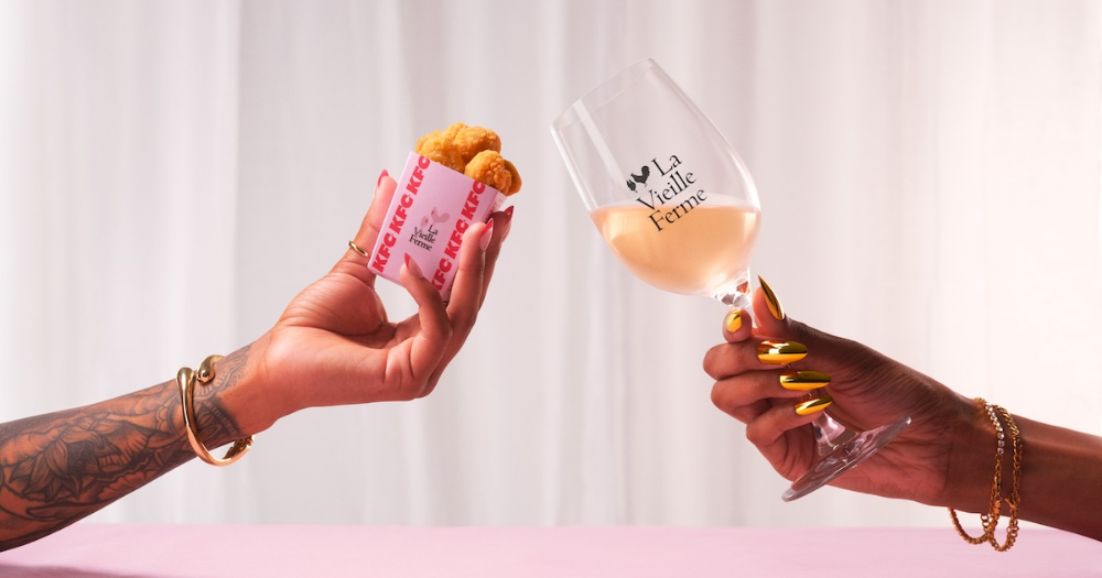 KFC abre un bar de pollo y vino junto a La Vieille Ferme 3 KFC abre un bar de pollo y vino junto al famoso “Chicken Wine”