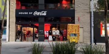 Coca-Cola abre en CDMX una tienda con latas personalizadas y productos exclusivos 2 Coca-Cola abre en CDMX una tienda con latas personalizadas y productos exclusivos