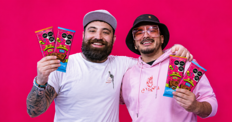 La Cotorrisa lleva su marca al chocolate con una nueva línea de merchandising