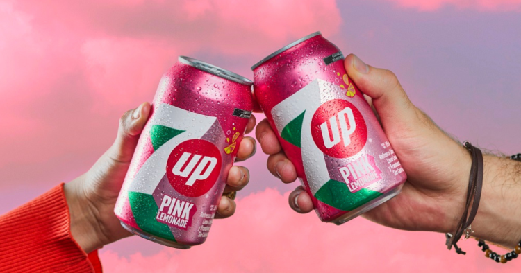 7UP Pink Lemonade llega a México con una nueva combinación de sabores