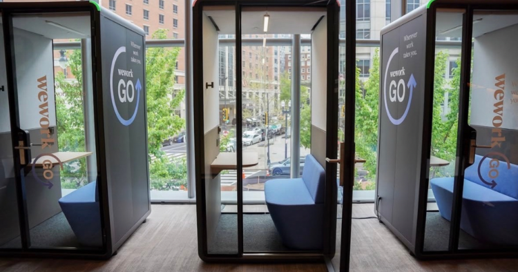 WeWork evalúa probar sus “oficinas portátiles” en Colombia 1 Portada 28