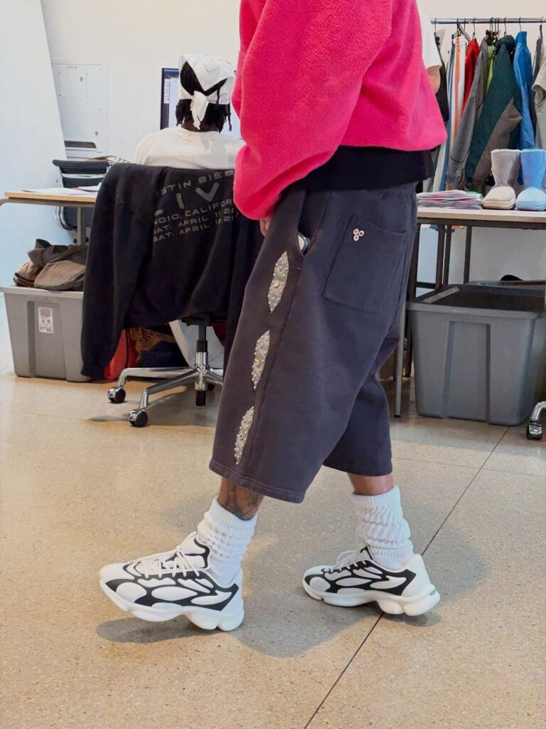 Justin Bieber presenta las nuevas zapatillas SKYLRK Sensory Runner 2 SnapInsta.to 776747337 18938257693012190 8187360644276410862 n