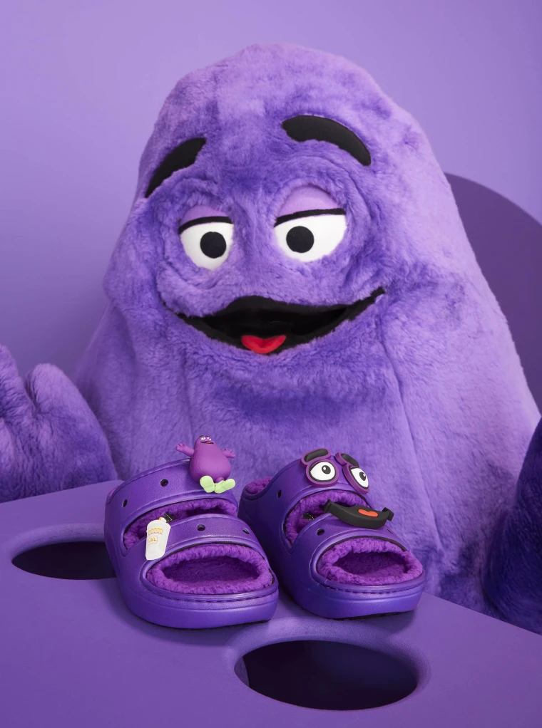 McDonald's lanza una Cajita Feliz de Crocs con 12 mini llaveros coleccionables 7 image 89