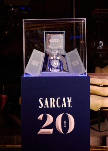 MercadoNegro 34 sarcay portal.jpg