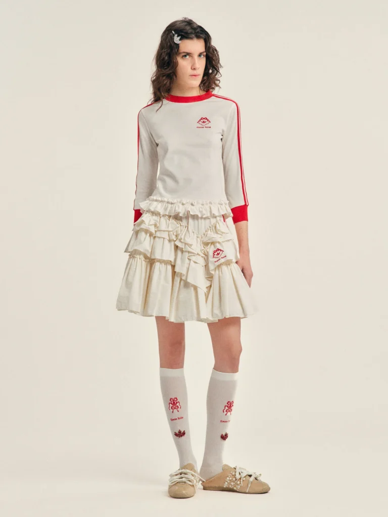 adidas Originals reinventa el sportswear con esta colección de estética romántica 3 adidas Originals reinventa el sportswear con esta colección de estética romántica.