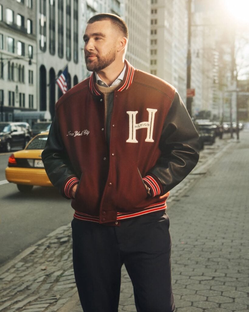 Travis Kelce presenta a su perrita junto a Taylor Swift en campaña de Tommy Hilfiger 3 Travis Kelce se luce con Wendy como nuevo embajador de Tommy Hilfiger.