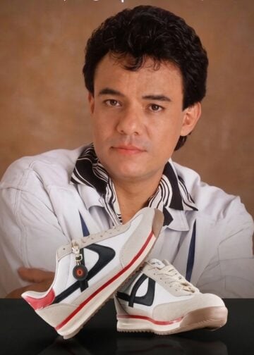 MercadoNegro 22 Jose Jose x Panam las zapatillas que celebran el legado de El Principe de la Cancion