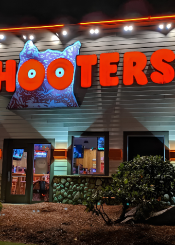 MercadoNegro 25 Hooters tendrá su propia película sobre el origen de la marca