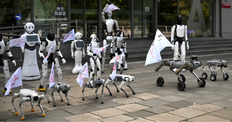 Robots salen a las calles de Varsovia para pedir regulación de la IA 1 Robots salen a las calles de Varsovia para pedir regulación de la IA