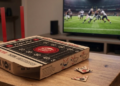 Pizza Hut convierte su caja de pizza en un campo de fútbol americano