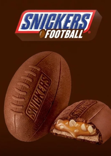 MercadoNegro 24 Snickers convierte su clásica barra en un balón de fútbol americano