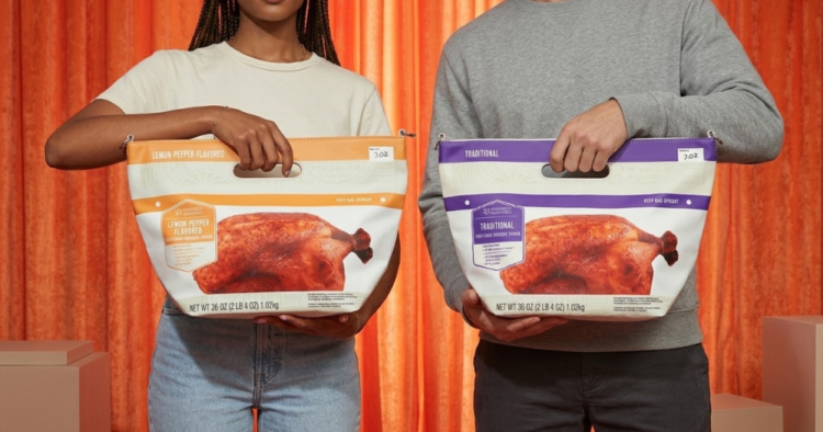 Walmart convierte su pollo rostizado en una cartera de edición limitada 1 Portada 4