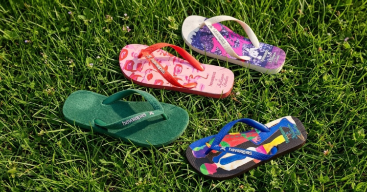 Havaianas y KidSuper convierten una cancha de fútbol en sandalias 1 Portada 5
