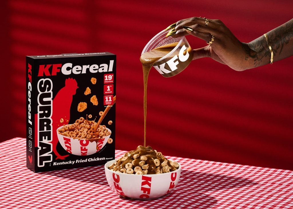 KFC lanza KFCereal, un cereal salado con sabor a pollo frito 2 SaveClip.App 817663946 18109354223600347 6709275828297804354 n 1