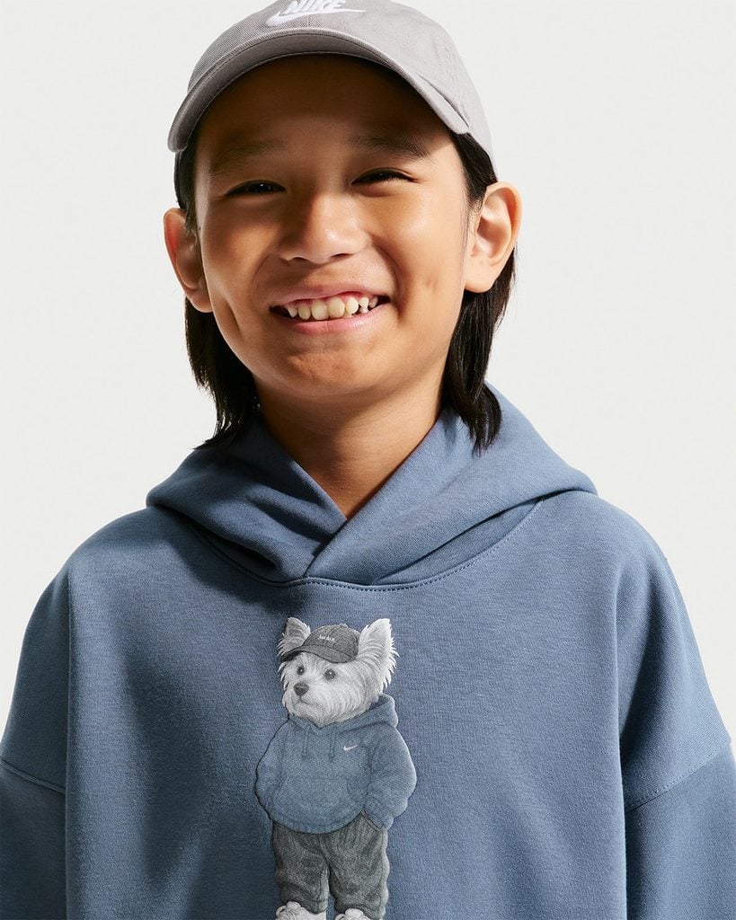 Nike presenta nueva mascota y recibe críticas por su parecido con el Polo Bear de Ralph Lauren 3 SnapInsta.to 810868033 18652791865005034 6981613068947994181 n
