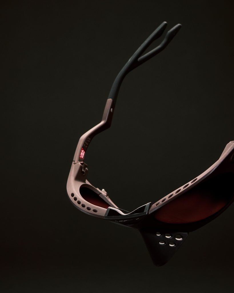 Travis Scott y Cactus Jack presentan una colección de gafas junto a Oakley 2 SnapInsta.to 822298155 18628581247020284 6869477936748923964 n