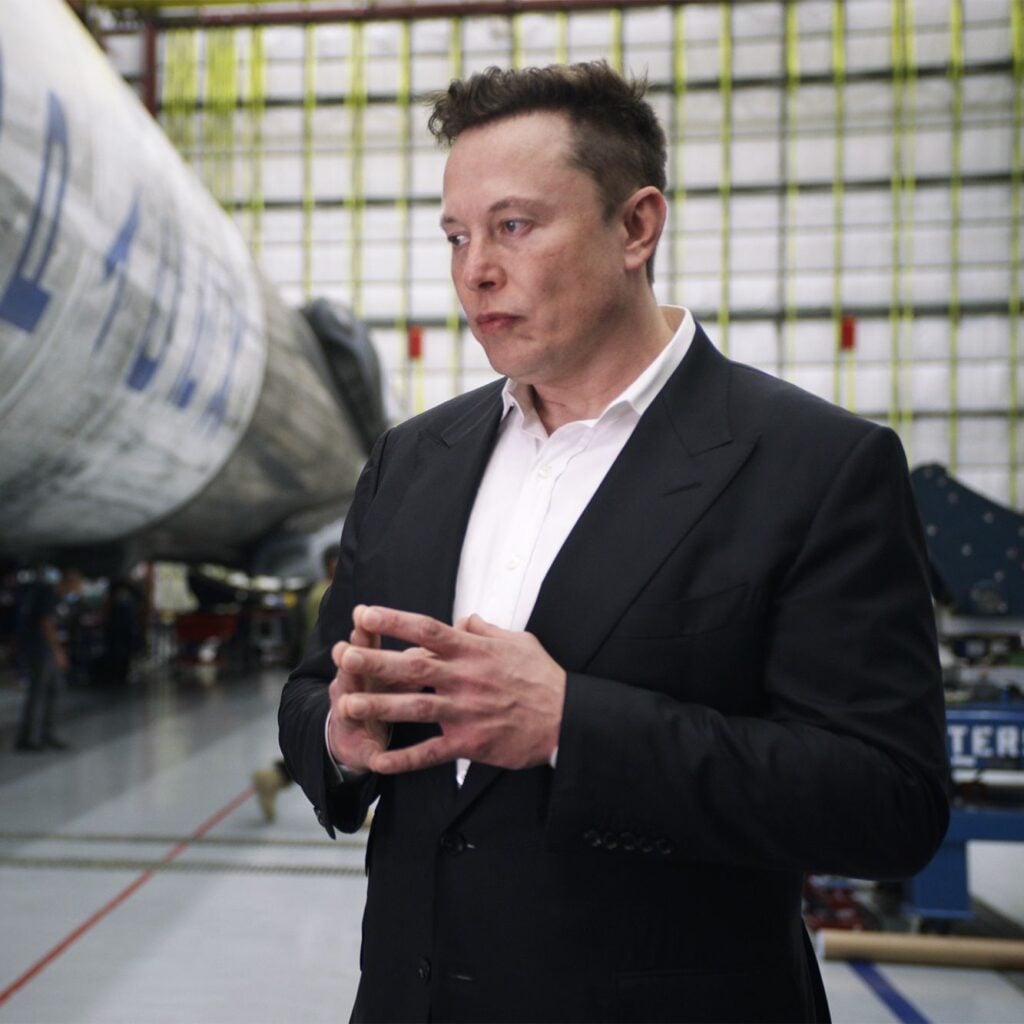Estrenan documental de Elon Musk en Venecia: el retrato sin filtros del polémico magnate 4 elon musk return to space netflix 2022