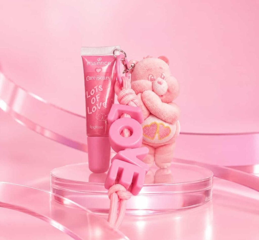 "Los Ositos Cariñositos" llegan al mundo beauty con una colección junto a Essence 5 essence care bears collaboration 7 1024x946 1