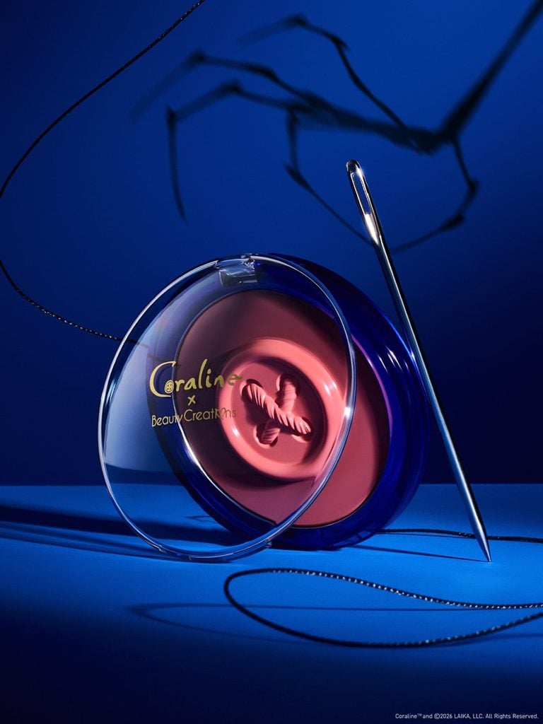 Beauty Creations lanza nueva colección de maquillaje inspirada en Coraline 6 rubor de coraline