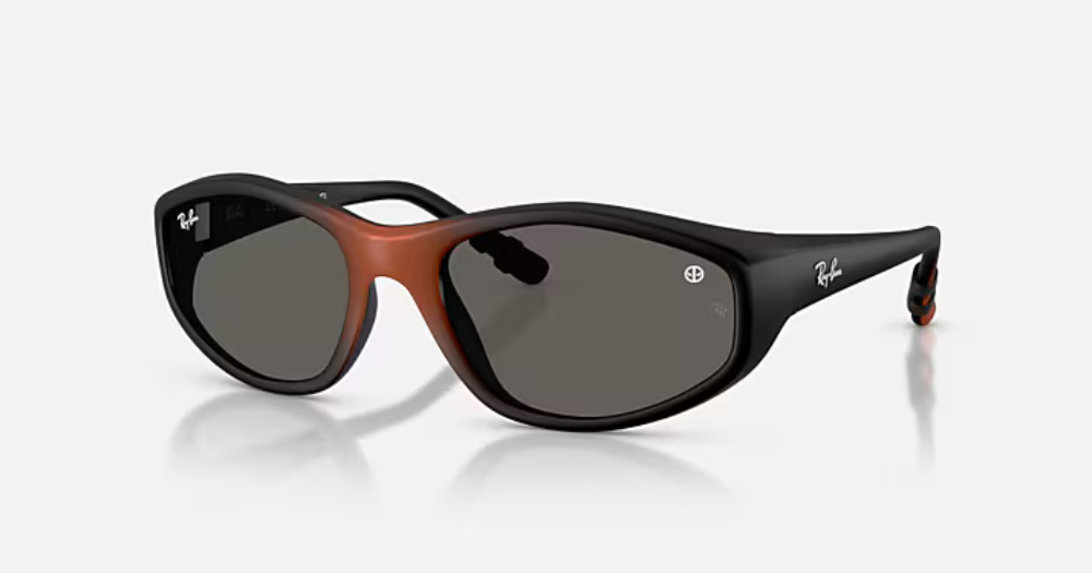 Ray-Ban y Marvel lanzan gafas inspiradas en Doctor Doom, Spider-Man y Deadpool 4 Ray-Ban x Marvel: Deadpool RB2228