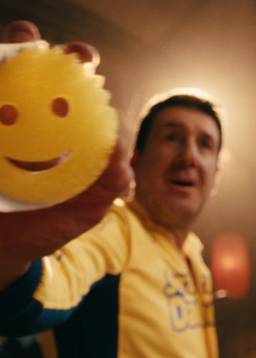 Scrub Daddy recrea una batalla de Kill Bill en su nueva campaña publicitaria
