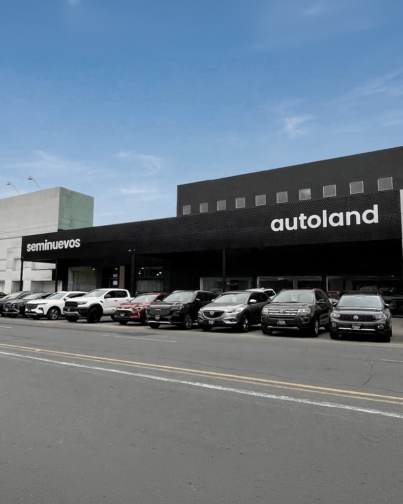 Autoland Seminuevos continúa su transformación y consolida un nuevo estándar en la experiencia de compra en su nuevo flagship 2 CARRETE 01