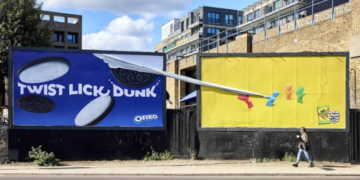 Sour Patch Kids lleva su rivalidad con Oreo a las calles con una campaña de publicidad exterior