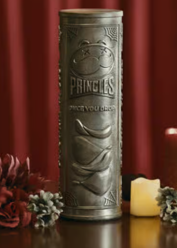MercadoNegro 39 Pringles convierte su icónica lata en una urna funeraria para una campaña de Halloween
