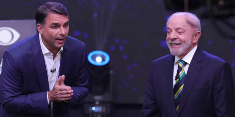 Meta asegura que trata por igual a Lula y Flávio Bolsonaro en sus plataformas. Foto: Sebastiao Moreira | EFE.