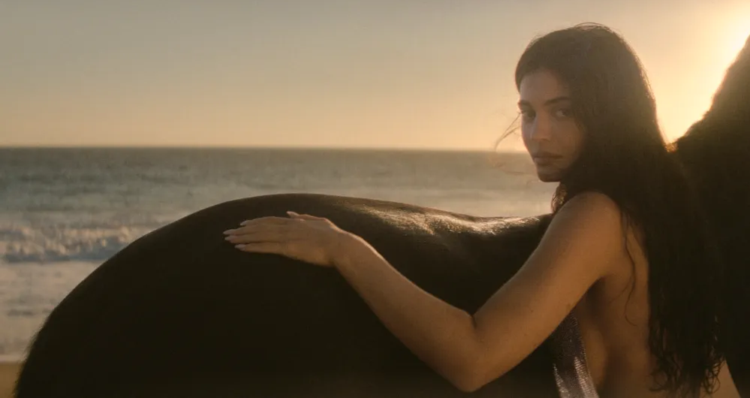 Kylie Jenner protagoniza "Wild Horses", la nueva campaña de Stella McCartney