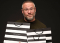 Seth Rogen busca los regalos navideños perfectos en la nueva campaña de Sephora
