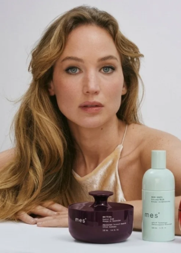 MercadoNegro 24 Jennifer Lawrence lanza mes°, su nueva marca de cuidado capilar con biotecnología