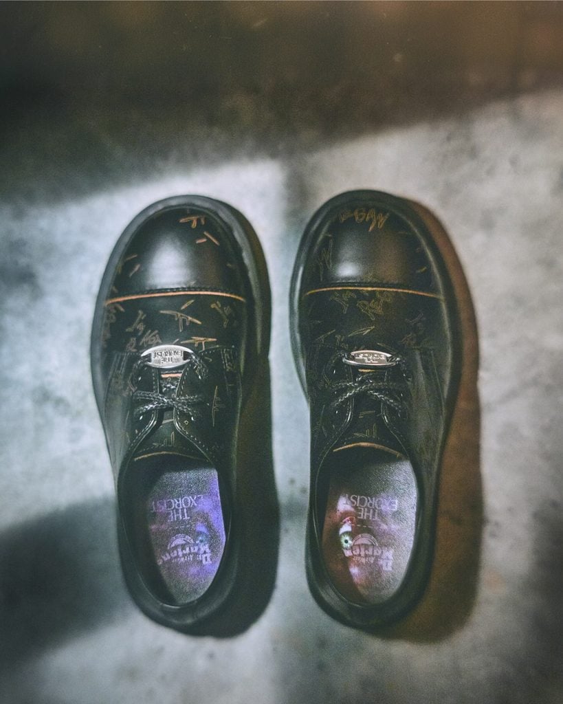 Dr. Martens lanza una colección inspirada en la película “El exorcista” 6 Dr. Martens 4