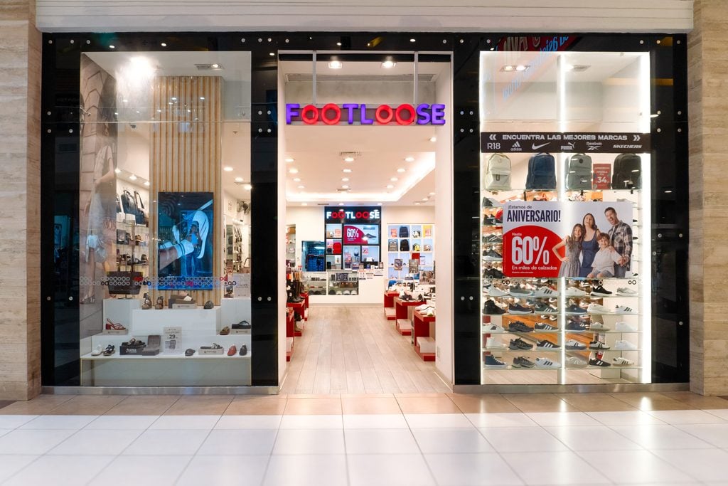 Footloose cumple 29 años y presenta una nueva identidad visual para acompañar su crecimiento 2 FOOTLOOSE TIENDA REBRAND 1