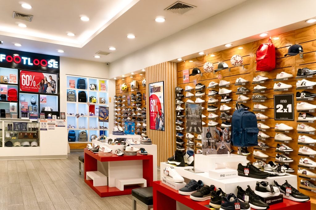 Footloose cumple 29 años y presenta una nueva identidad visual para acompañar su crecimiento 5 FOOTLOOSE TIENDA REBRAND 3 1