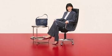 Kris Jenner protagoniza la nueva campaña navideña de Ferragamo 2 PORTADA MN 2026 10 19T164016.283