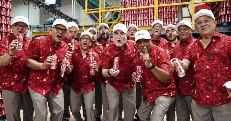 Coca-Cola celebra el legado de El Gran Combo de Puerto Rico con una lata conmemorativa 1 PORTADA MN 2026 10 22T120834.458