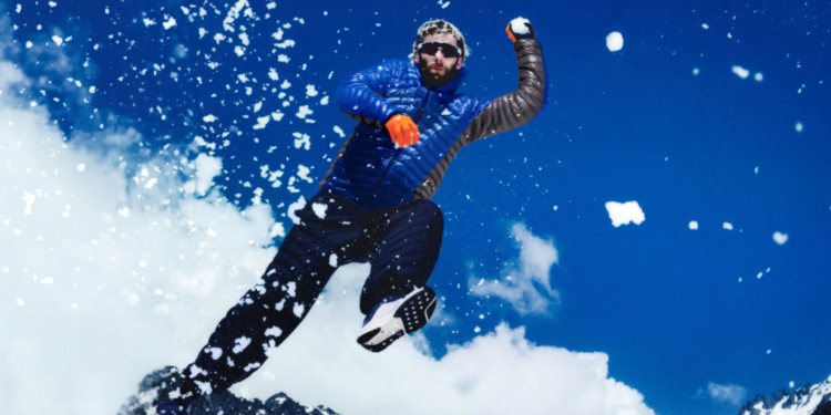 Nike ACG presenta su colección de invierno 2026 con una guerra de nieve en Alaska