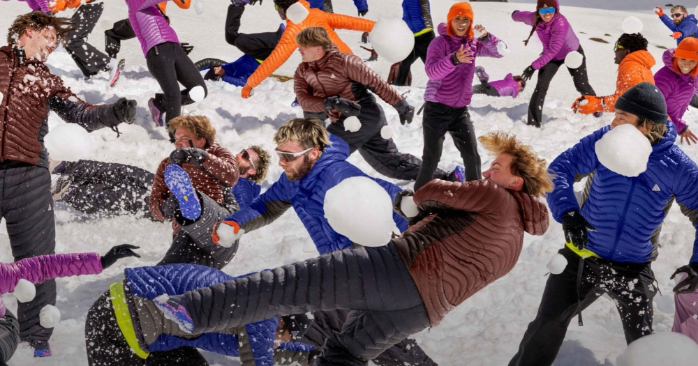 Nike ACG presenta su colección de invierno 2026 con una guerra de nieve en Alaska 4 ACG Lava Flow Ultralight concentra la propuesta tecnológica