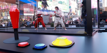 Street Fighter convierte Times Square en un videojuego gigante con peleas en vivo 2 Street Fighter convierte Times Square en un videojuego gigante con peleas en vivo
