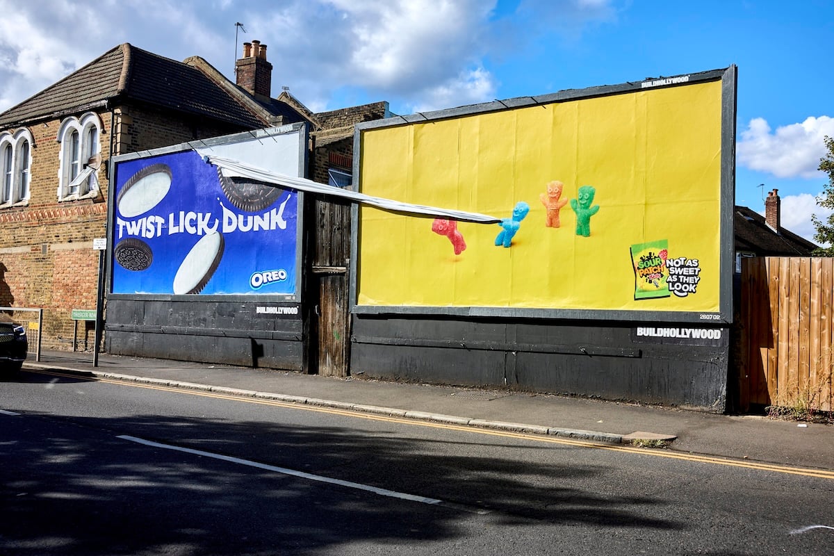 Sour Patch Kids lleva su rivalidad con Oreo a las calles con una campaña de publicidad exterior 2 SELECT 2