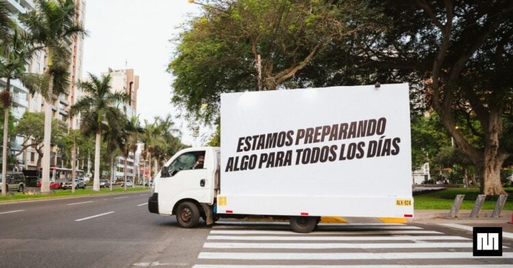 ¿Qué se está preparando? El camión con aroma a sopa que desconcierta y atrae miradas en Lima 1 WhatsApp Image 2026 10 27 at 2.29.21 PM