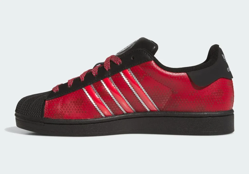 Marvel y adidas lanzarán colección de edición limitada inspirada en “Avengers: Doomsday” 7 adidas superstar avengers doomsday ant man 1