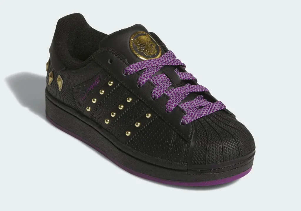Marvel y adidas lanzarán colección de edición limitada inspirada en “Avengers: Doomsday” 5 adidas superstar avengers doomsday shuri black panther 2